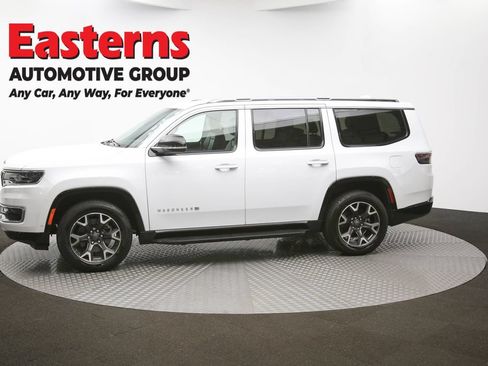 Used 2023 Jeep Wagoneer Series III w/ Preferred Equipment Group RWD image 56