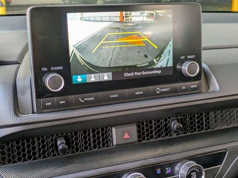 Used 2025 Honda CR-V LX image 16