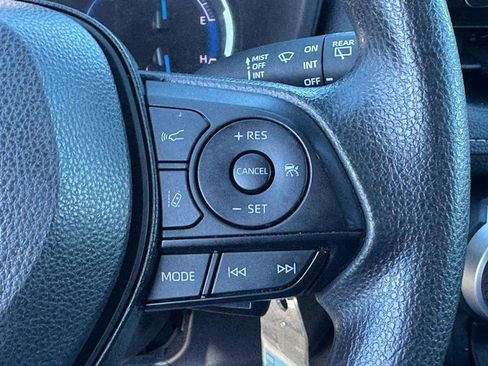 Used 2024 Toyota RAV4 LE image 18