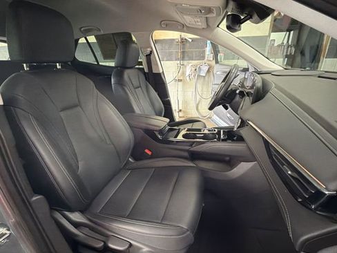 Used 2024 Buick Envision Preferred AWD/4WD image 25