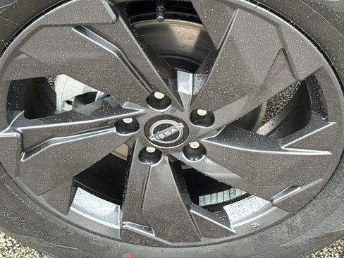 New 2026 Nissan Rogue SV w/ Cold Weather Package AWD/4WD image 9