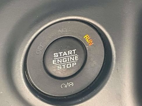 Used 2023 Jeep Wrangler Sport AWD/4WD image 26