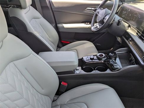Certified 2025 Kia Sportage X-Line Prestige image 11