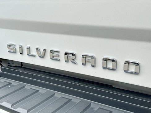 Used 2019 Chevrolet Silverado 2500 High Country AWD/4WD image 12