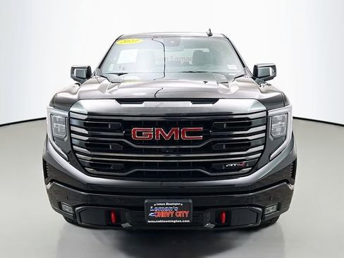Used 2023 GMC Sierra 1500 AT4 image 2
