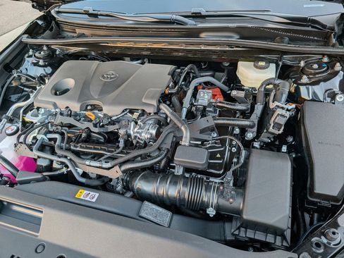 Used 2026 Toyota Camry SE image 20