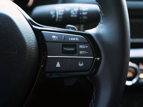 Used 2025 Honda Civic Sport image 21