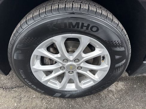 Used 2021 Chevrolet Equinox LT image 11