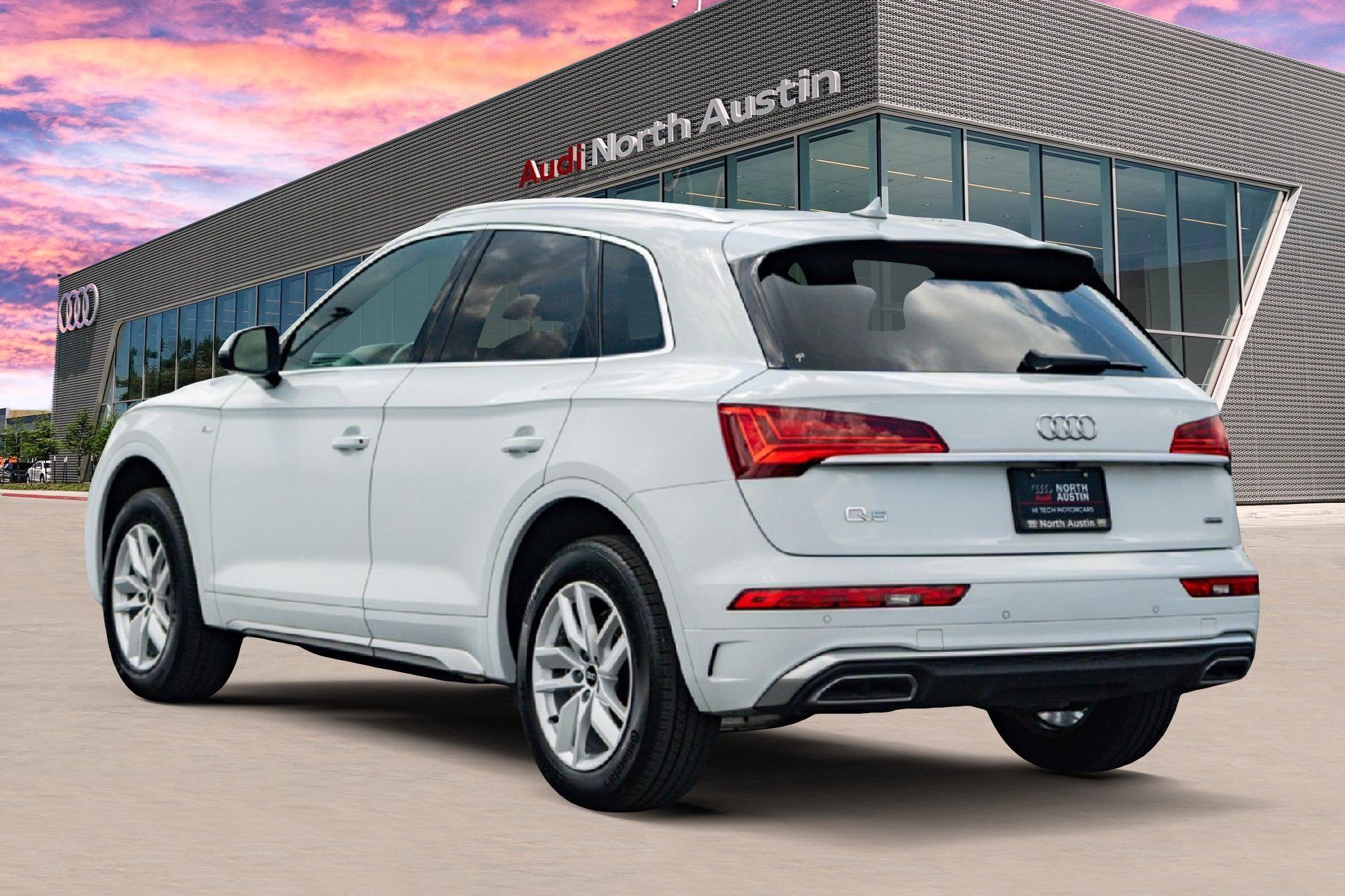 Used 2023 Audi Q5 2.0T Premium w/ Convenience Package AWD/4WD image 6