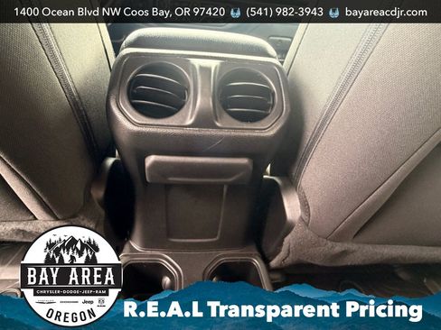 Used 2022 Jeep Wrangler Unlimited Sport AWD/4WD image 26