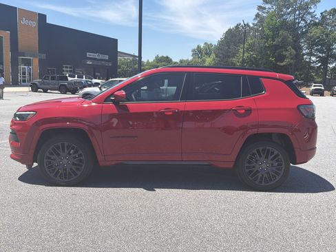 Used 2023 Jeep Compass Limited w/ Elite Group for (Red) Edition AWD/4WD image 4