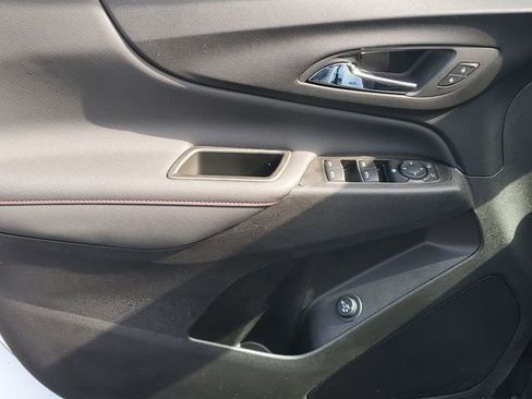 Certified 2024 Chevrolet Equinox RS w/ LPO, Floor Liner Package image 16