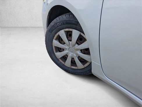 Used 2011 Toyota Corolla LE image 10