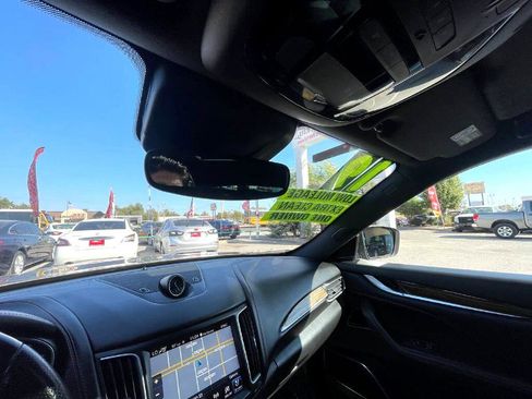 Used 2019 Maserati Levante S GranSport image 51