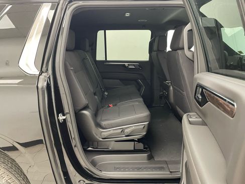 New 2026 Chevrolet Suburban LS w/ Max Trailering Package AWD/4WD image 14