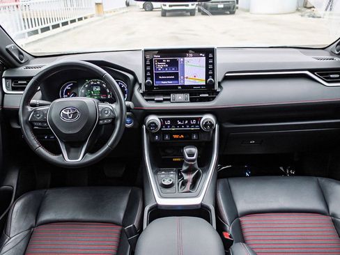 Used 2022 Toyota RAV4 XSE w/ Weather Package AWD/4WD image 12