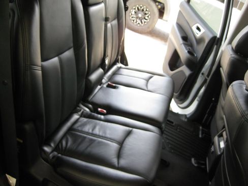 Used 2020 Nissan Pathfinder SV w/ Cargo Package FWD image 33