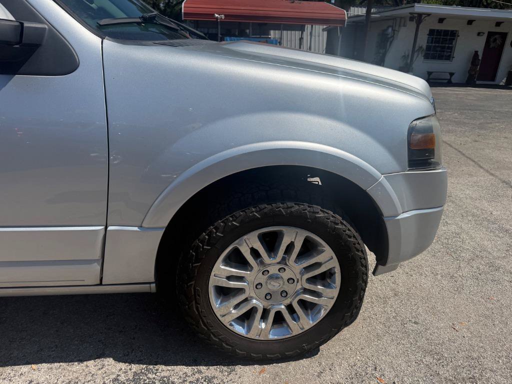 Used 2012 Ford Expedition Limited AWD/4WD image 3