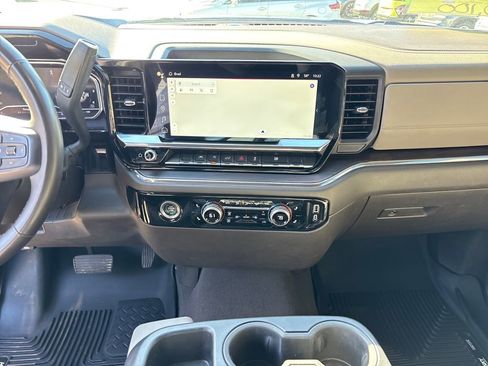 Used 2024 GMC Sierra 1500 SLT image 22