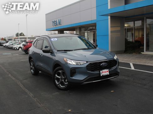 Used 2025 Ford Escape ST-Line w/ Tech Pack #1 image 2