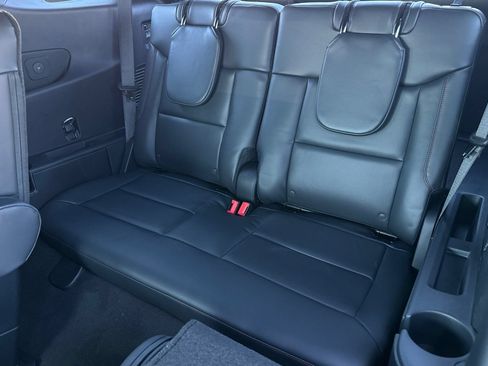New 2026 Ford Explorer ST-Line w/ ST-Line Street Pack AWD/4WD image 17