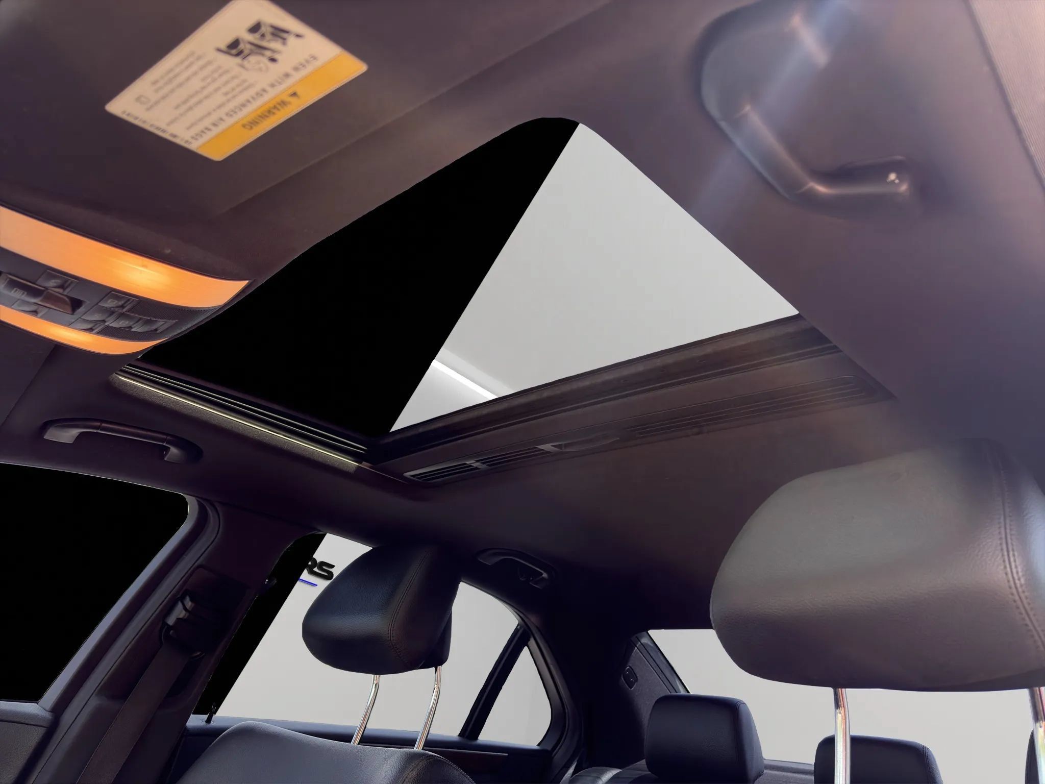 Used 2011 Mercedes-Benz E 350 Sedan image 17