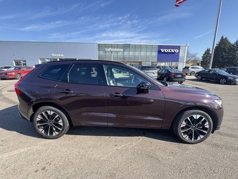 Used 2026 Volvo XC60 B5 Plus w/ Protection Package Premier image 3