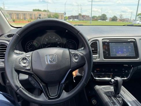 Used 2016 Honda HR-V EX-L image 10
