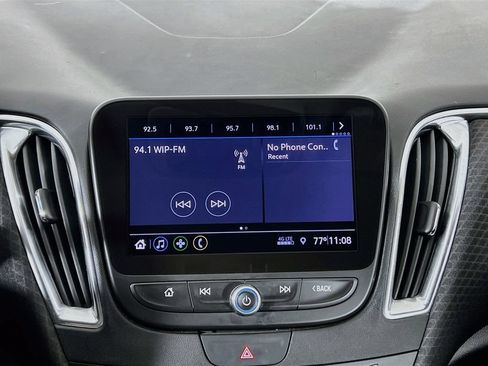 Used 2019 Chevrolet Malibu LT FWD image 17