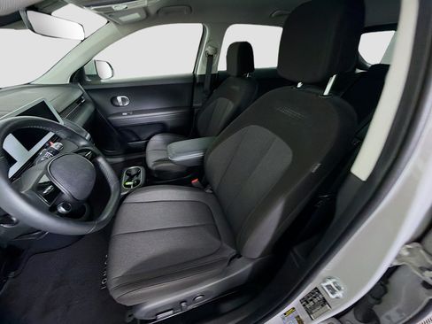 Used 2024 Hyundai Ioniq 5 SEL RWD image 13