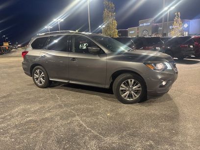 Used 2018 Nissan Pathfinder SL