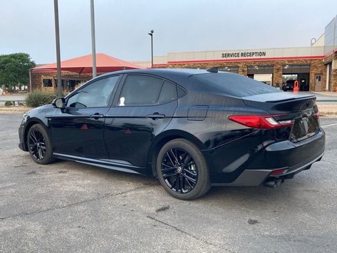 Certified 2025 Toyota Camry SE w/ Convenience Package image 7