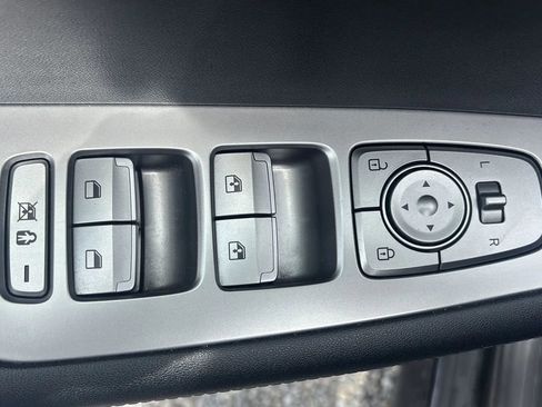 Used 2020 Hyundai Palisade SEL w/ Convenience Package FWD image 19