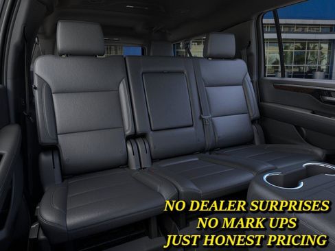 New 2026 Chevrolet Suburban Z71 w/ Comfort Package AWD/4WD image 17
