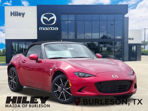 New 2026 MAZDA MX-5 Miata Grand Touring RWD image 2
