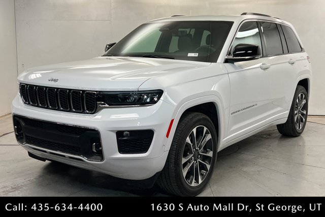 Used 2024 Jeep Grand Cherokee Overland w/ Luxury Tech Group IV AWD/4WD image 1