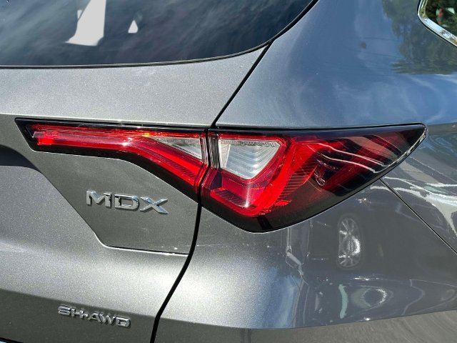 Certified 2024 Acura MDX w/ Technology Package AWD/4WD image 12