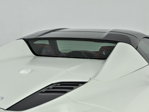 Used 2022 Ferrari F8 Tributo image 43