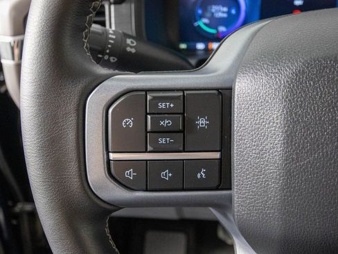 Used 2025 Ford F150 Lightning XLT image 17