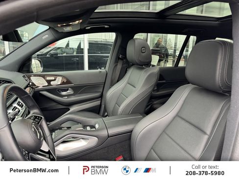 Used 2025 Mercedes-Benz GLS 450 4MATIC image 17