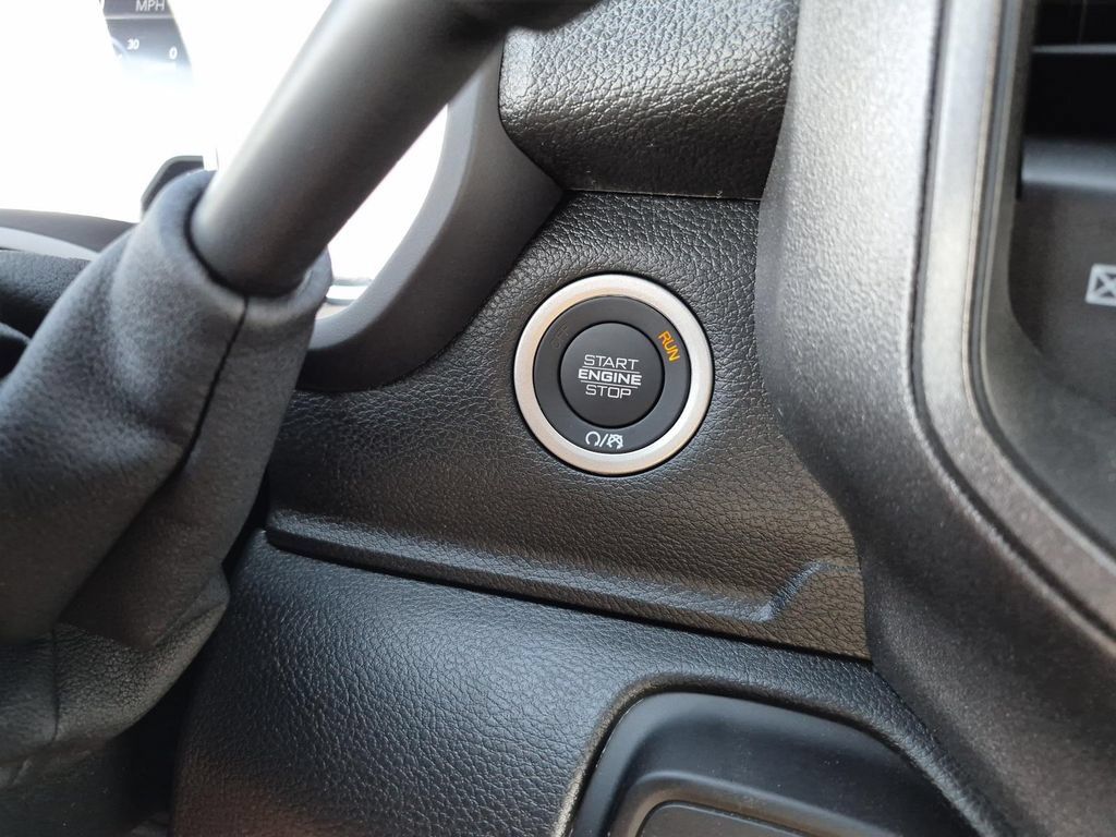 New 2026 RAM 3500 Tradesman AWD/4WD image 17