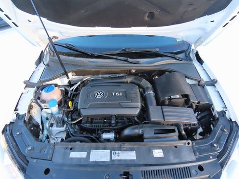 Used 2014 Volkswagen Passat 1.8T Wolfsburg Edition image 9