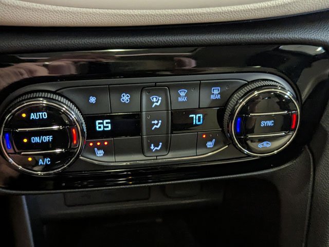 Used 2021 Buick Encore GX Select AWD/4WD image 20