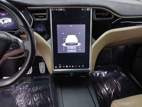 Used 2016 Tesla Model X Performance AWD/4WD image 12