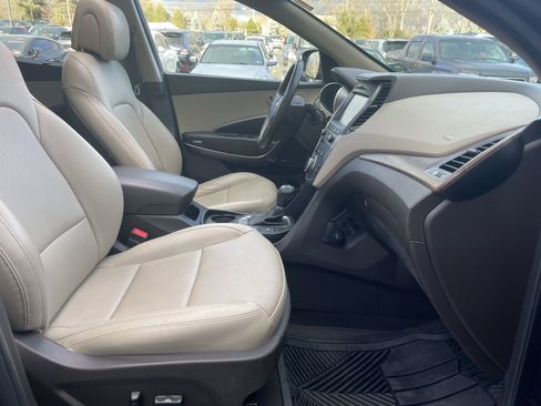 Used 2018 Hyundai Santa Fe Sport w/ 2.4L Tech Package 04 image 15