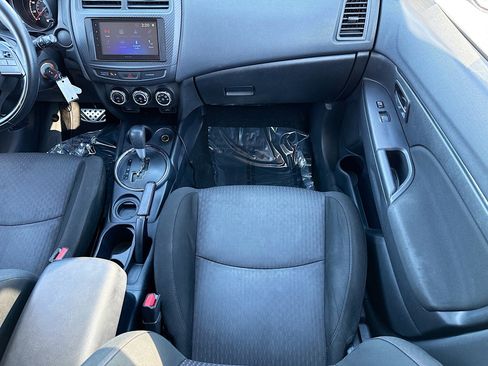 Used 2017 Mitsubishi Outlander Sport LE image 17