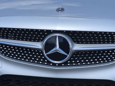 Used 2019 Mercedes-Benz C 300 4MATIC Sedan image 11