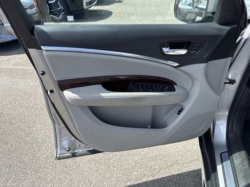 Used 2018 Acura MDX w/ Technology Package AWD/4WD image 13