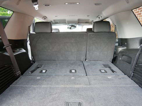 Used 2019 Chevrolet Tahoe LT AWD/4WD image 11