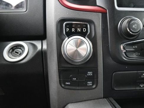 Used 2015 RAM 1500 Rebel AWD/4WD image 19